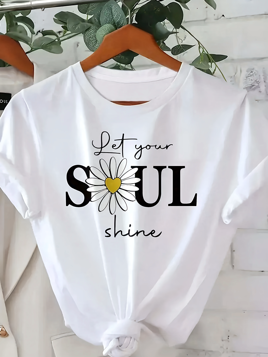 Camiseta Let Your Soul Shine