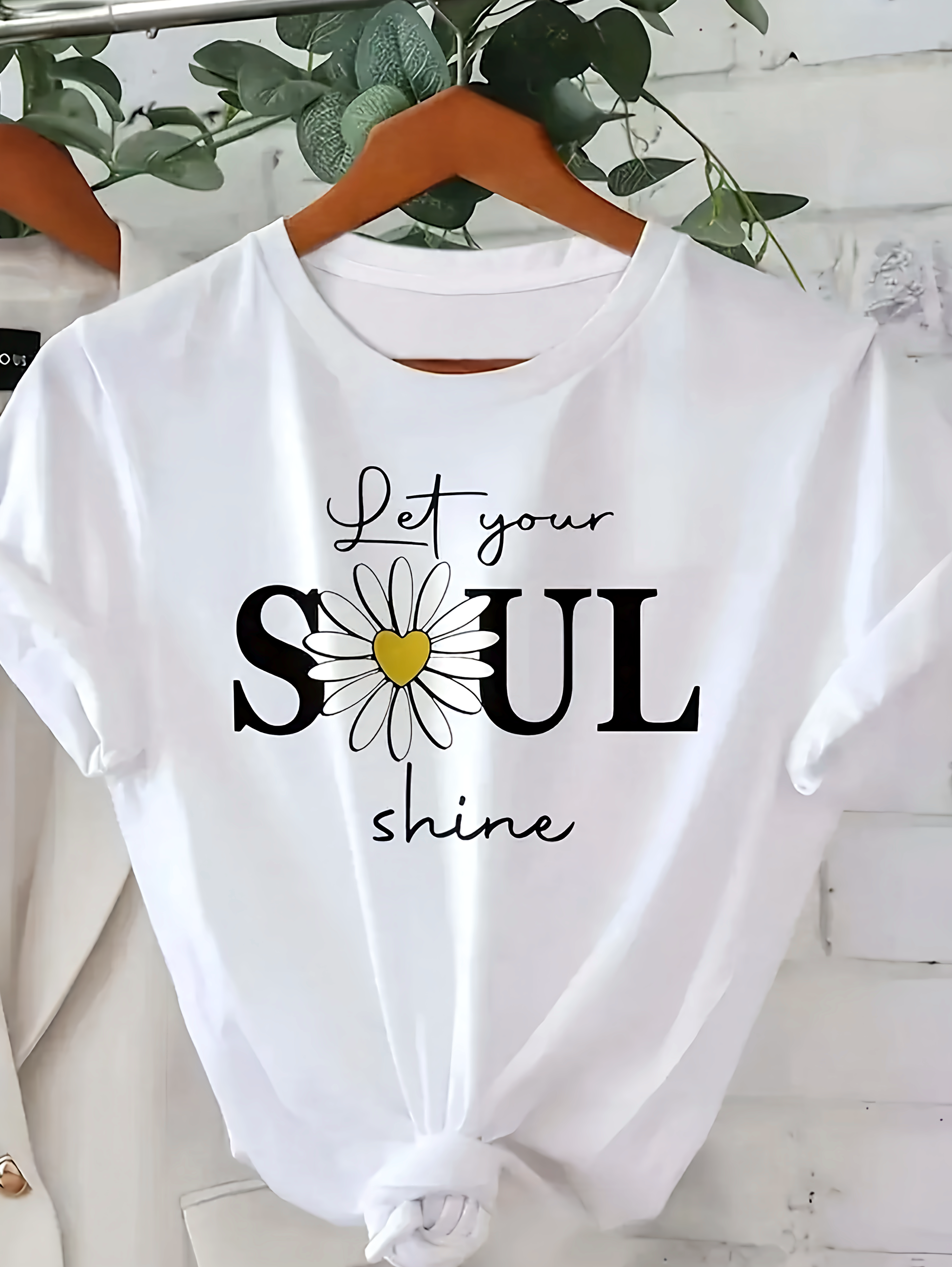 Camiseta Let Your Soul Shine