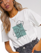Camiseta Flores Trazo Minimalista