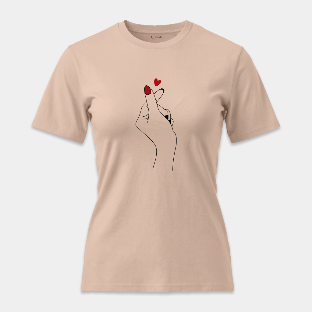Camiseta Finger Heart Minimalista