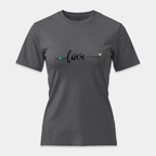 Camiseta Love Corazones Script