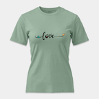 Camiseta Love Corazones Script