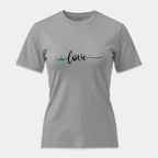 Camiseta Love Corazones Script