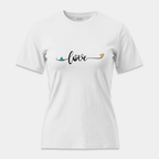 Camiseta Love Corazones Script